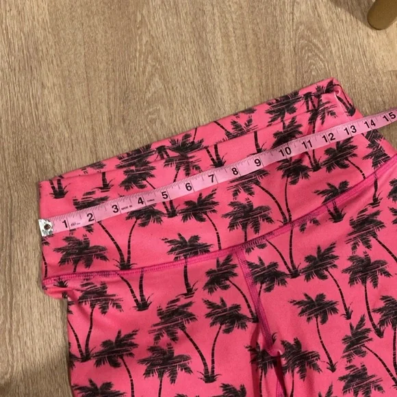 Women’s hot, pink palm tree, yoga, pants, size medium - Picture 6 of 7